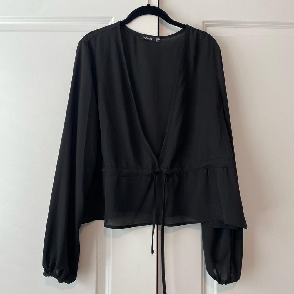 Boohoo Long Sleeve Peplum V Neck Top Sz 14 in Black